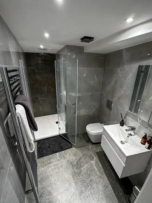 Gorgeous Apartment, 5 Mins From Canada Water, Not Lewisham As Listed! Londres 0*,  Reino Unido
