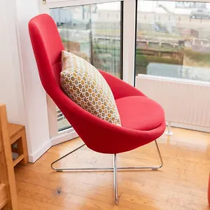 Sunny Maisonette With Views Over Canary Wharf, Apartment